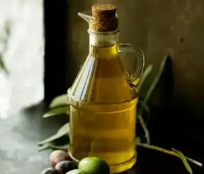 2 Esslöffel Öle und Fette gesunde Ernährung